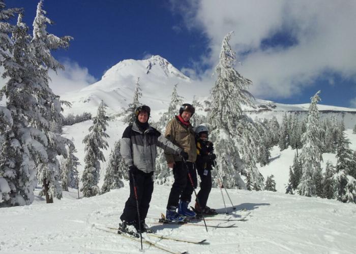 michael_jonathan_jake_ski_oregon.jpg