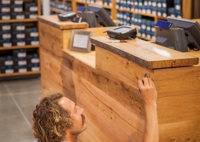 reclaimed_oak_cashier_wrap_pioneer_millworks.jpg