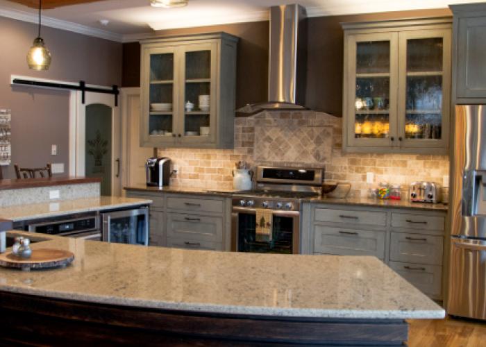 custom_reclaimed_oak_kitchen_newwoodworks.jpg