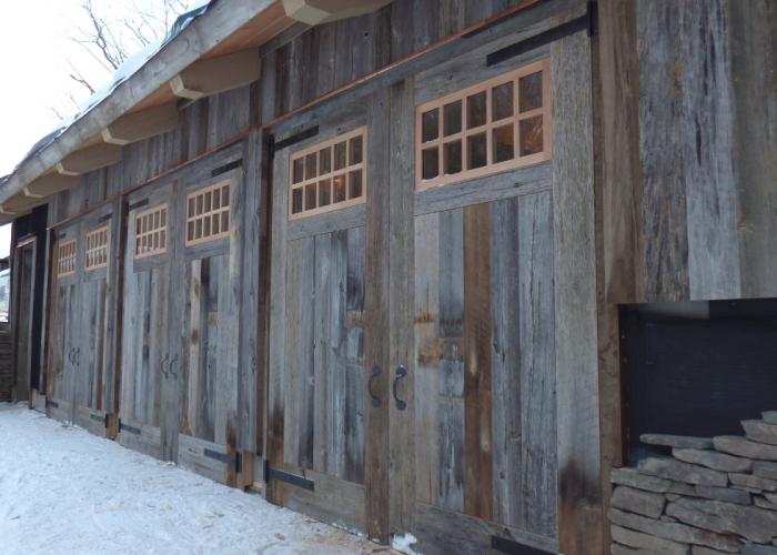 reclaimed_oak_barn_doors_newwoodworks.jpg