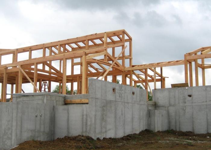 missouri_timber_frame_raising.jpg