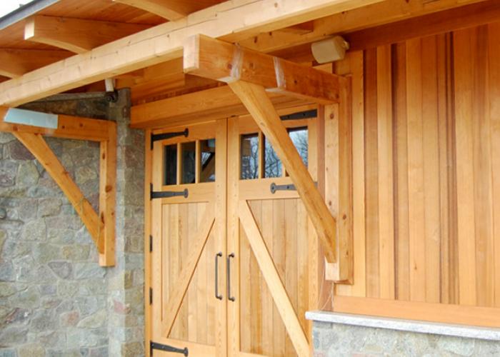 western_red_cedar_carriage_doors_lake_erie.jpg