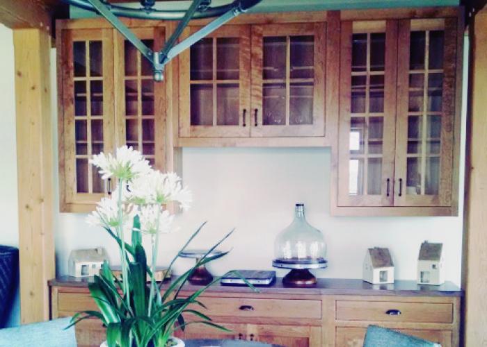 cayuga_lake_dinning_buffet_newwoodworks.jpg