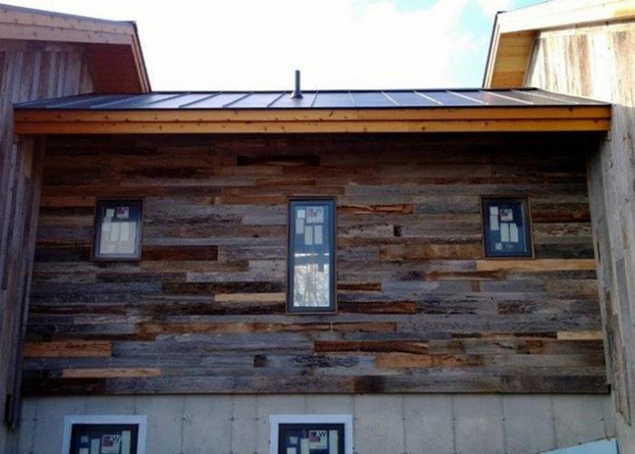 reclaimed_barn_siding_on_timber_frame.jpg