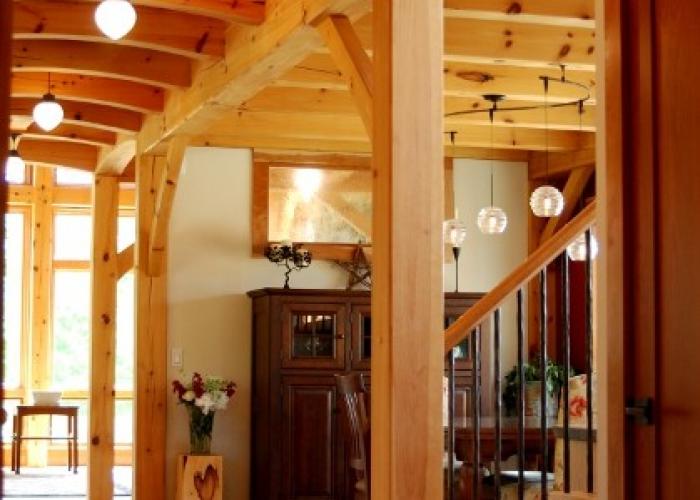 timber_frame_hallway_new_york.jpg