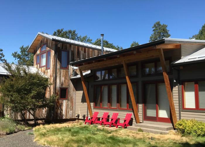 jim_and_pam_oregon_timber_frame_home.jpeg